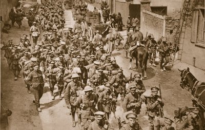 Due persone unite in un unico scopo sotto un unico controllo, 1914-19 da English Photographer